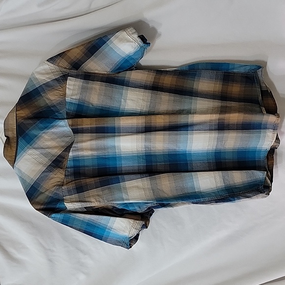 Western Pearl Snap Short Sleeve - Picture 3 of 3